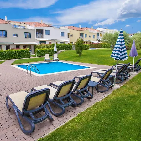 Daire Maj - Ana - Luxury Family With Pool Poreč