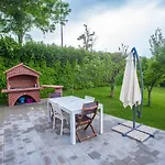 Maj - Ana - Luxury Family With Pool Apartman *