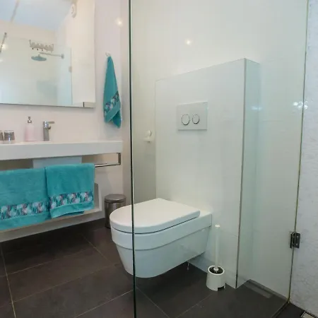 Maj - Ana - Luxury Family With Pool