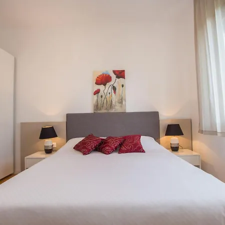 Apartment Maj - Ana - Luxury Family With Pool *