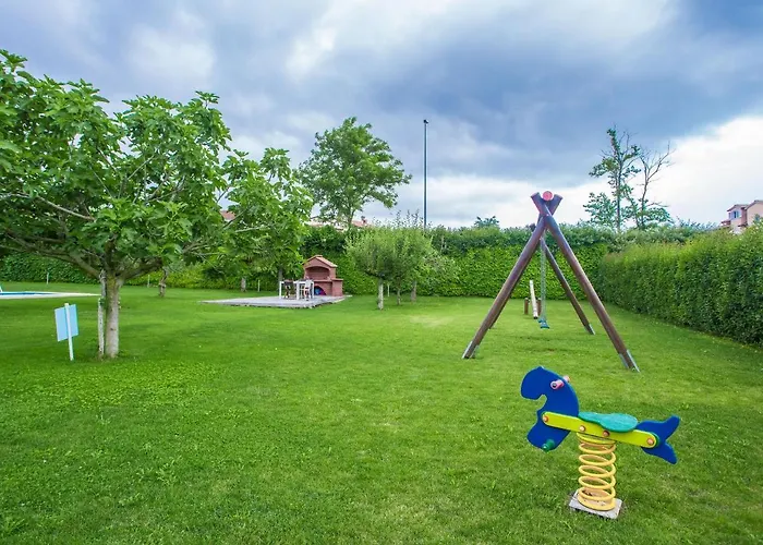 Maj - Ana - Luxury Family With Pool Poreč