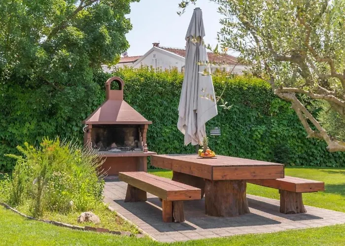 Daire Maj - Ana - Luxury Family With Pool Poreč